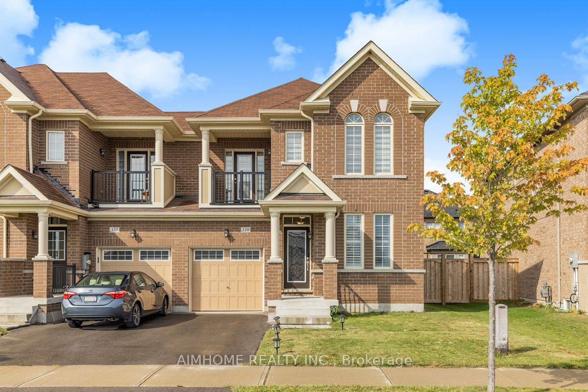 East Gwillimbury, ON L9N 0Y9,139 Jim Mortson DR