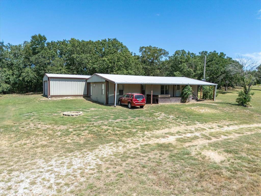 Paradise, TX 76073,186 County Road 3680