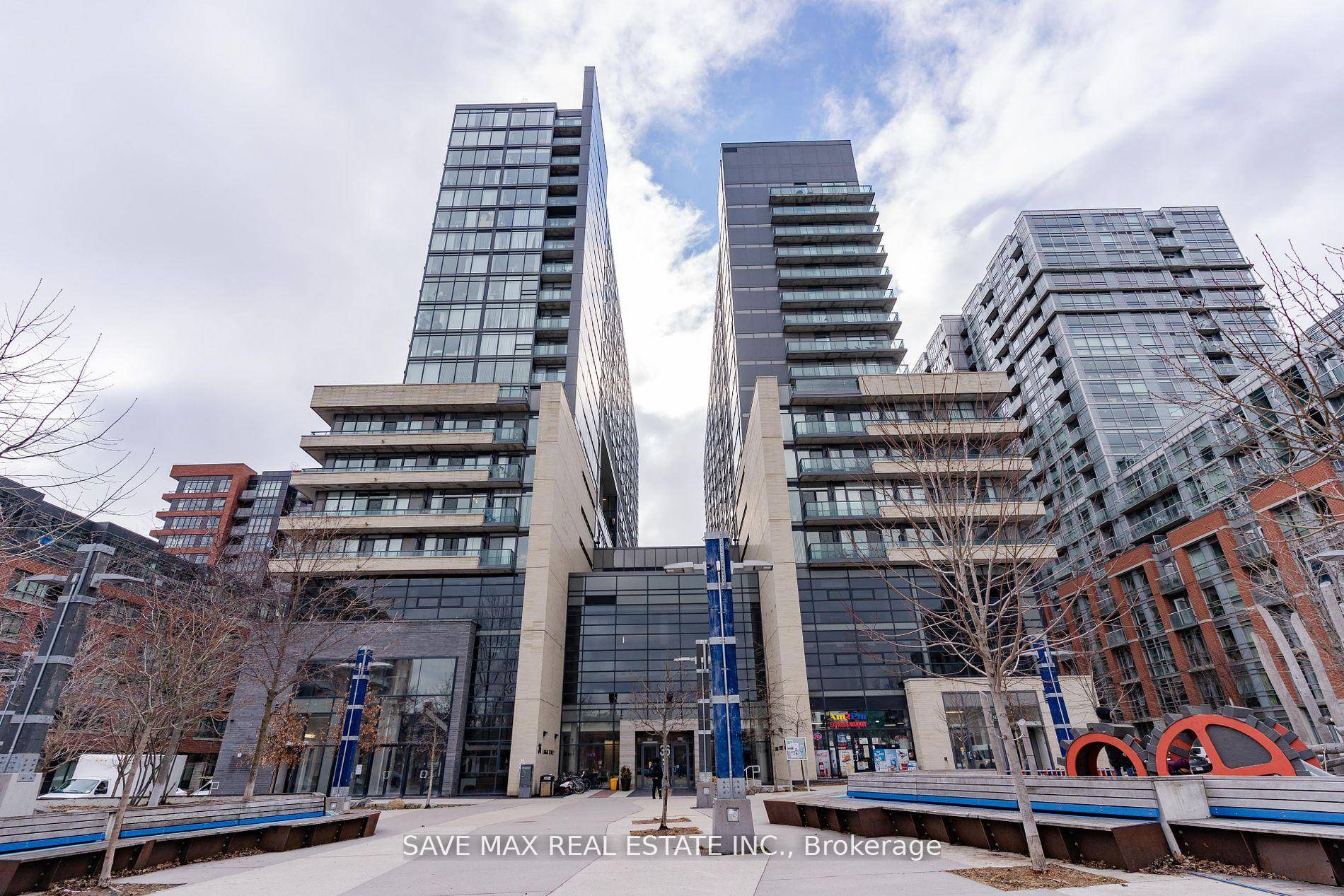 Toronto C01, ON M6J 0C7,36 Lisgar ST #508E