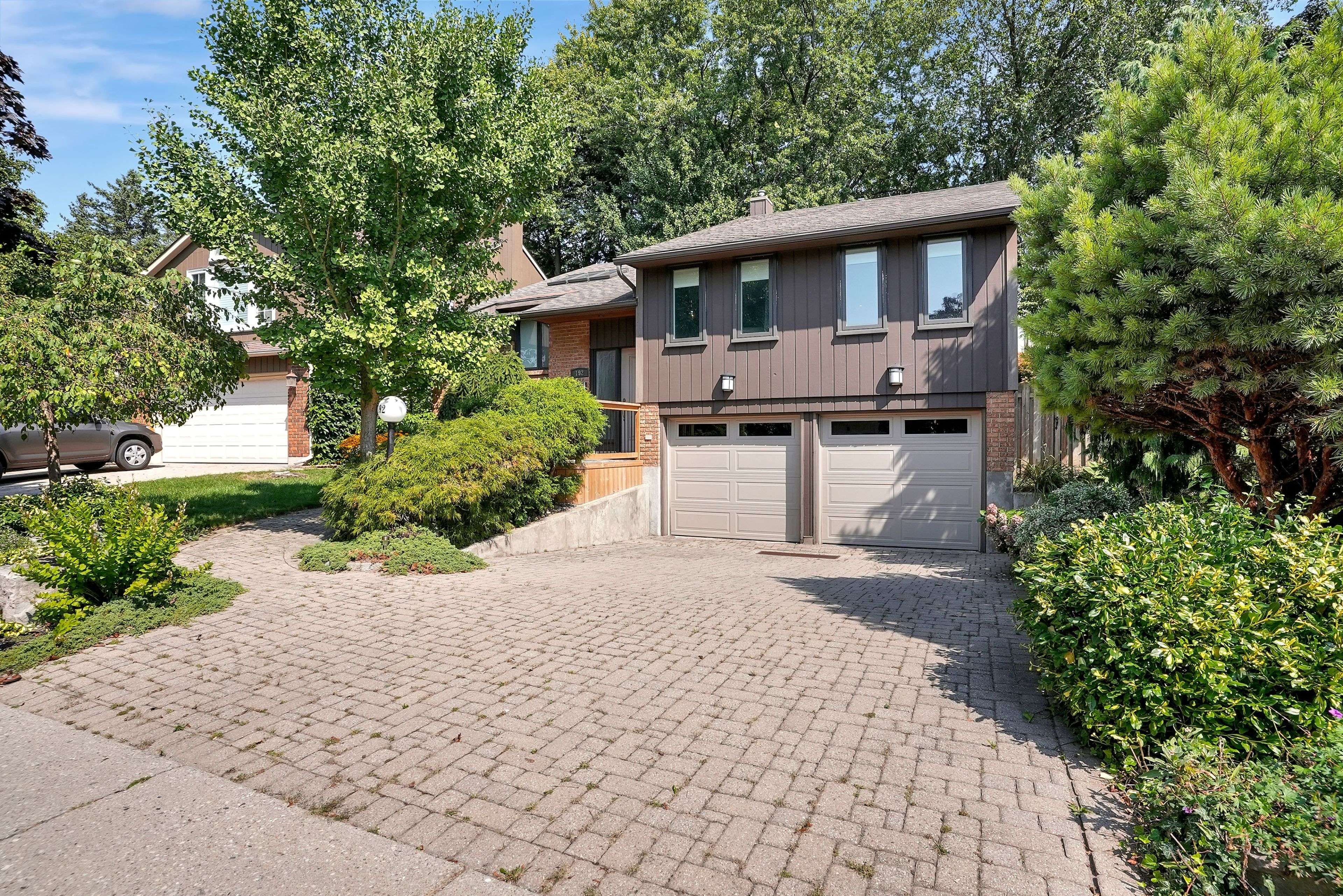 Kitchener, ON N2A 1X7,192 Broadview AVE