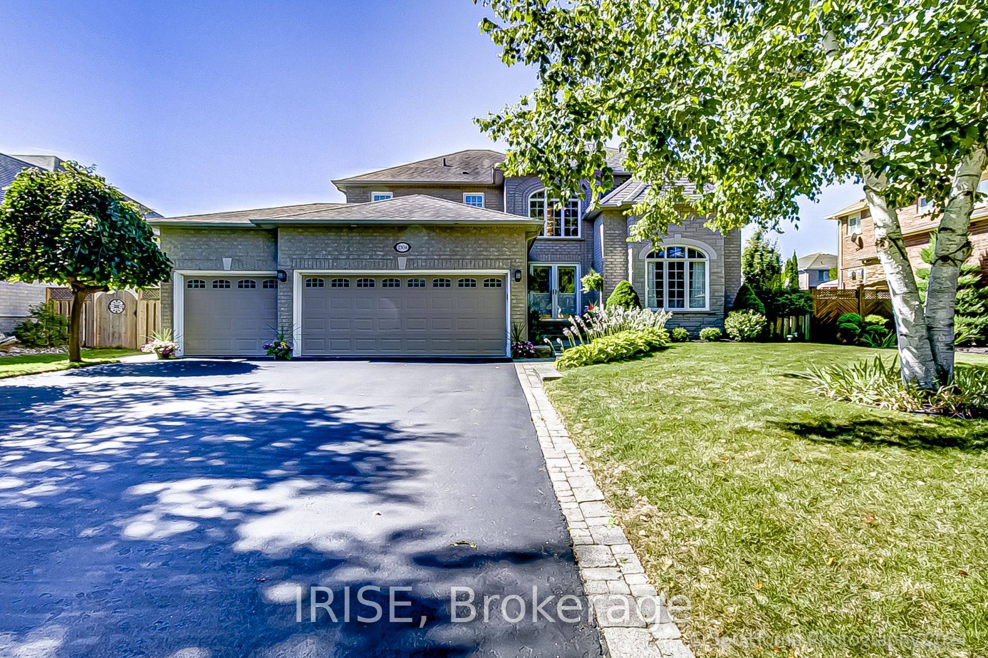 Pickering, ON L1X 2T5,2304 Abbott CRES