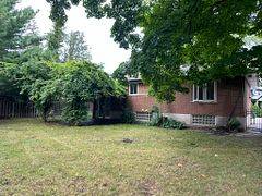 Oakville, ON L6L 4R6,570 Wingrove CRES