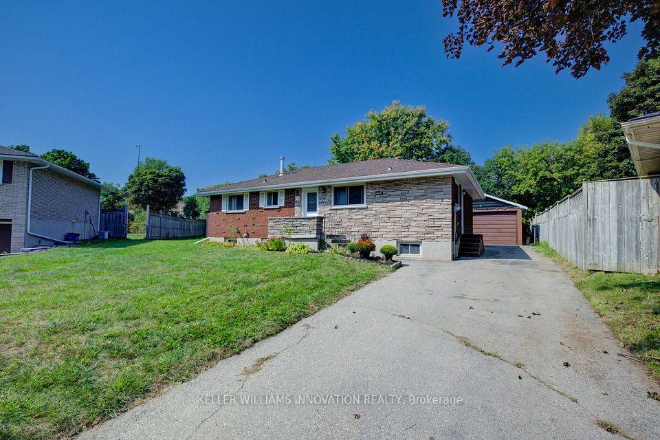 Kitchener, ON N2C 1X7,10 Shelley PL