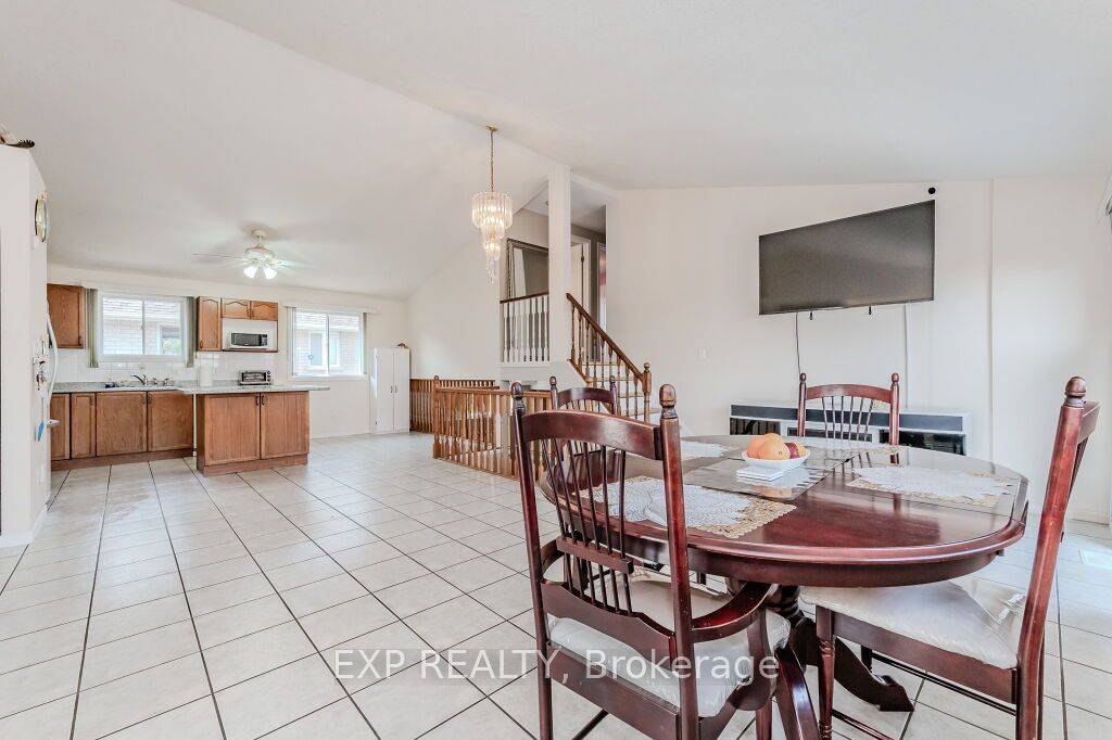 Kitchener, ON N2B 3X3,3 Dineen CT