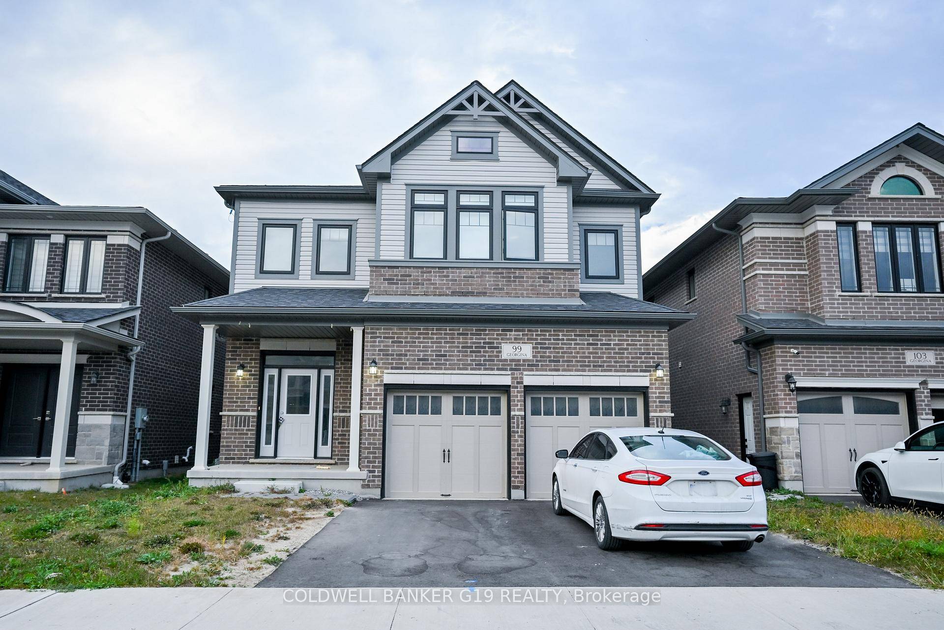 Kitchener, ON N2R 0S6,99 Georgina ST