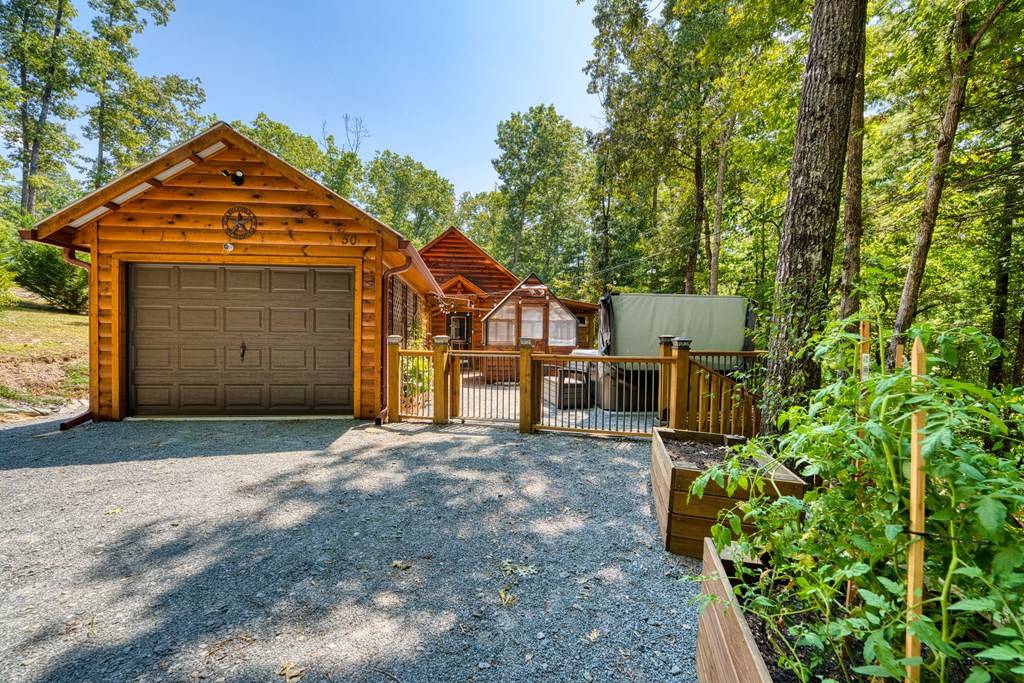 Murphy, NC 28906,50 WHISPERING OAK LN