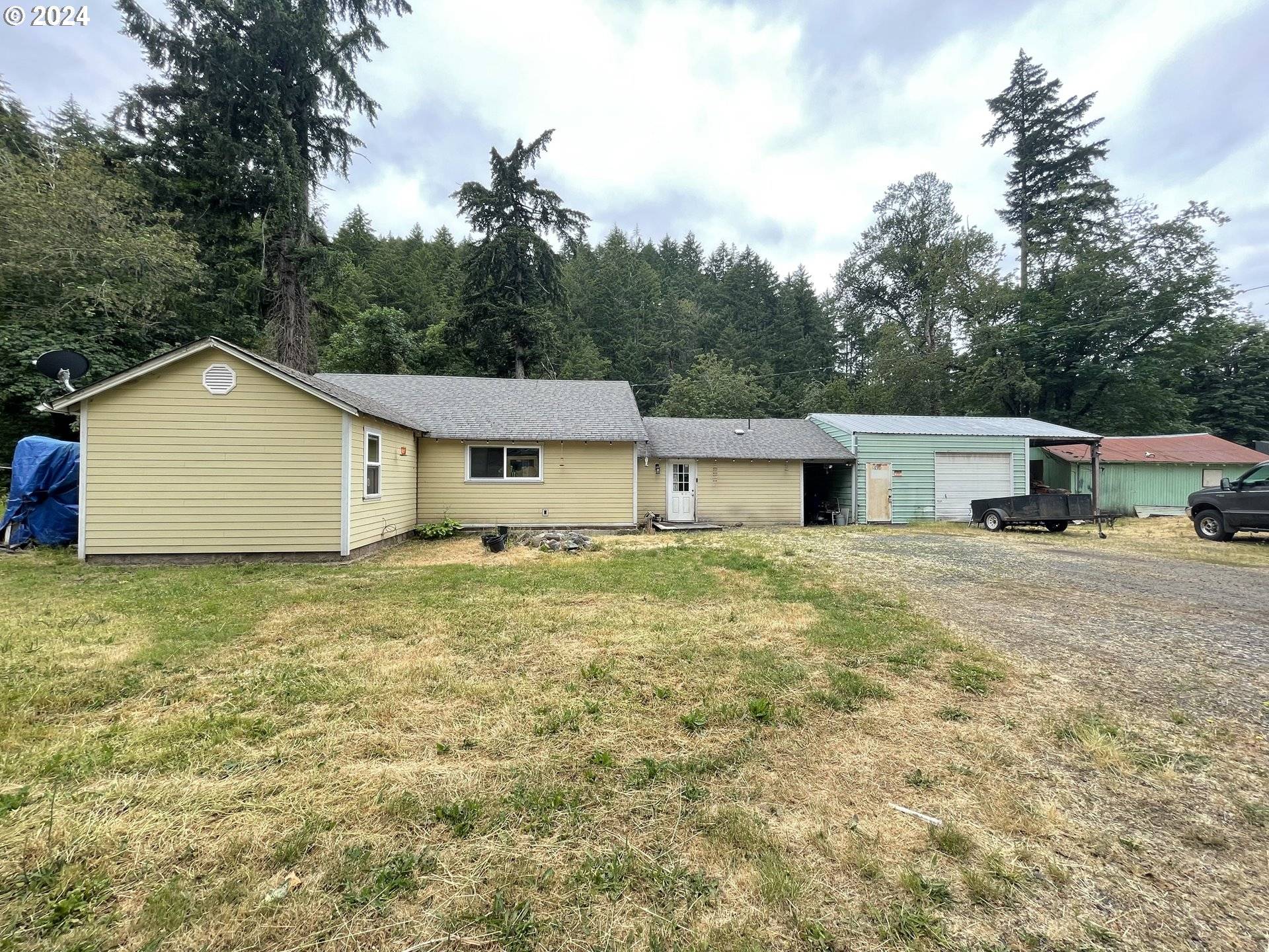 Dorena, OR 97434,37674 ROW RIVER RD