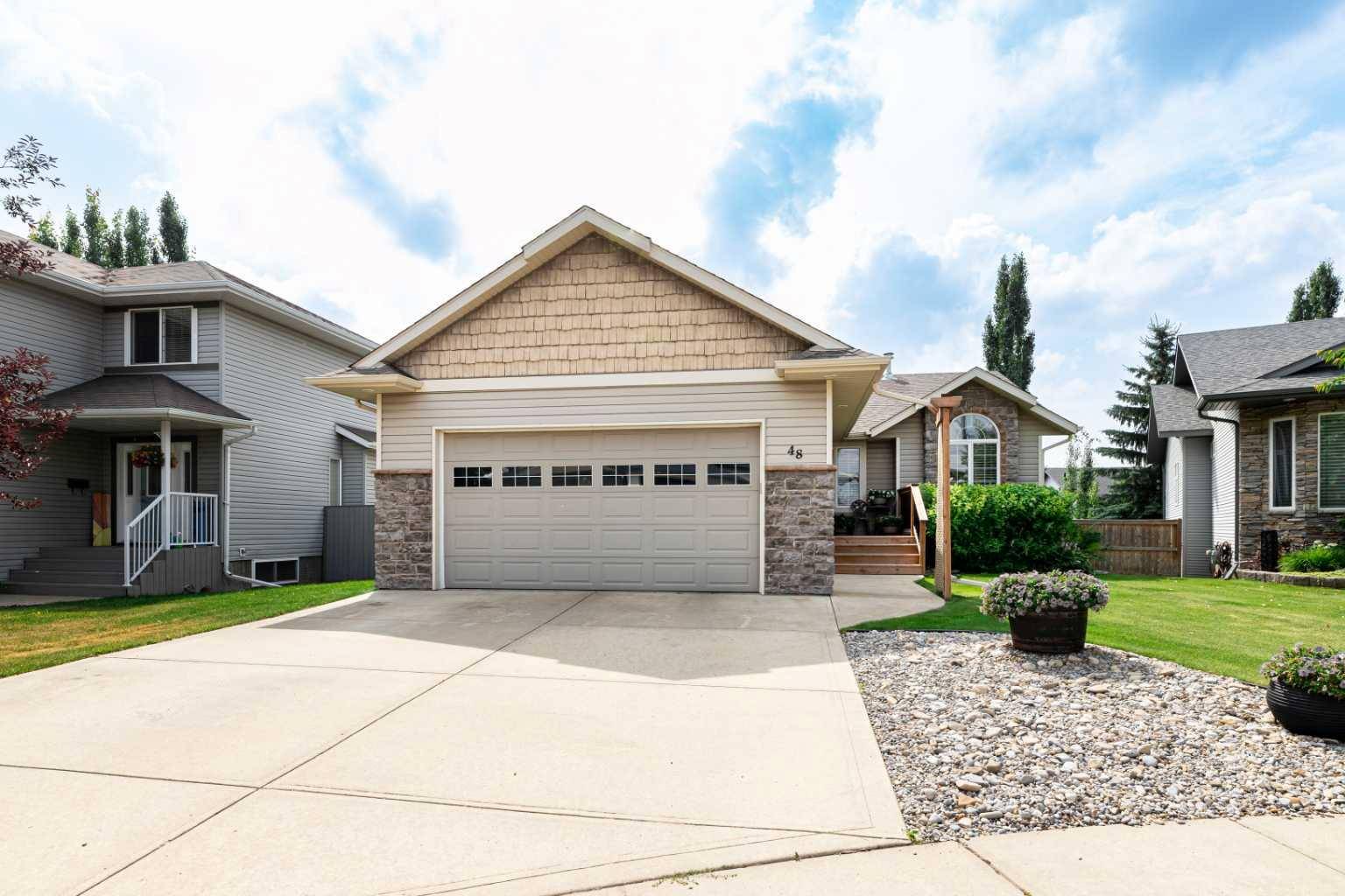 Red Deer, AB T4R 3M3,48 Daniel Close