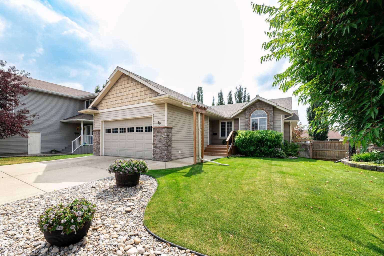 Red Deer, AB T4R 3M3,48 Daniel Close