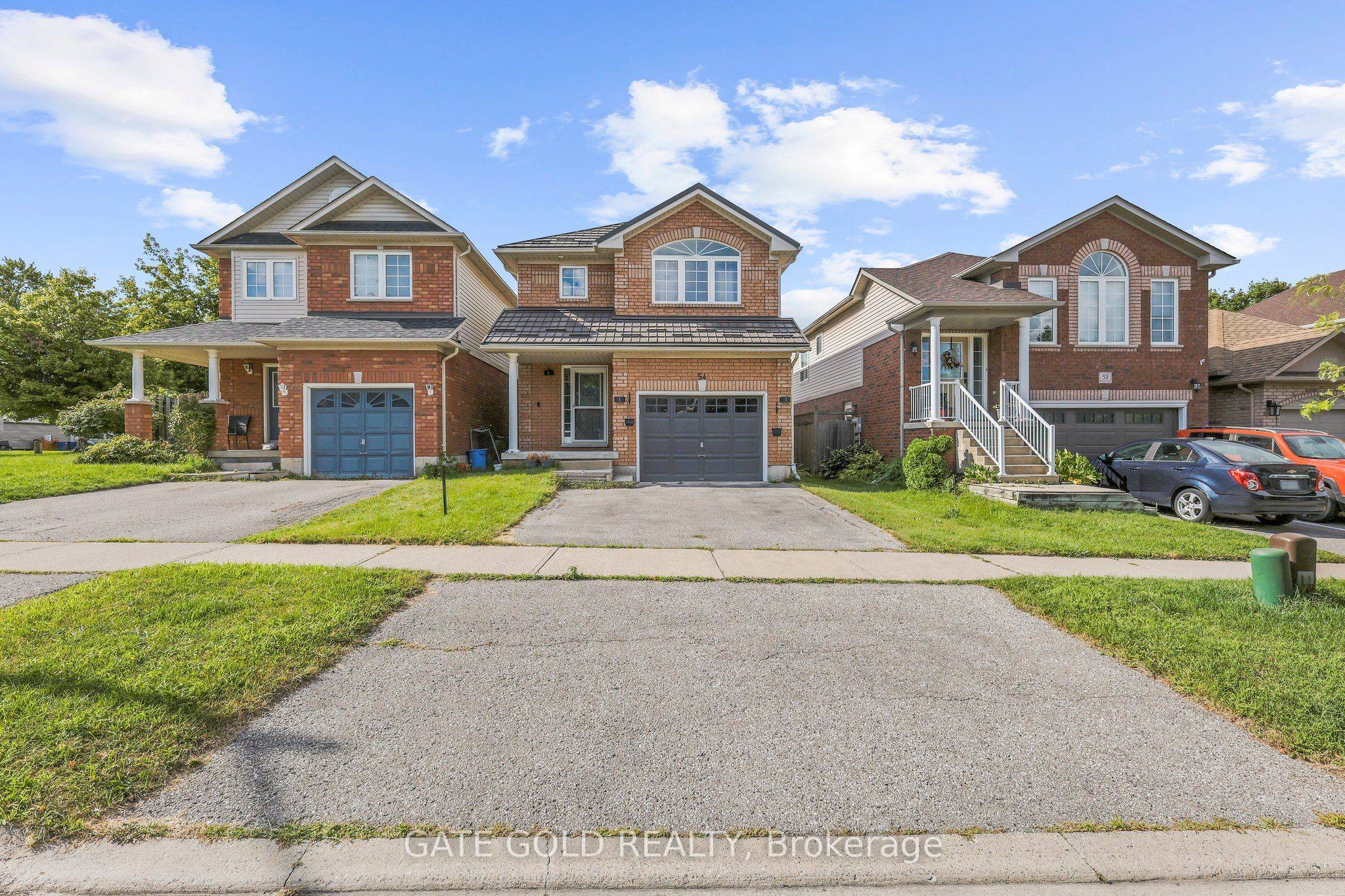 Clarington, ON L1C 5K5,54 Marchwood CRES