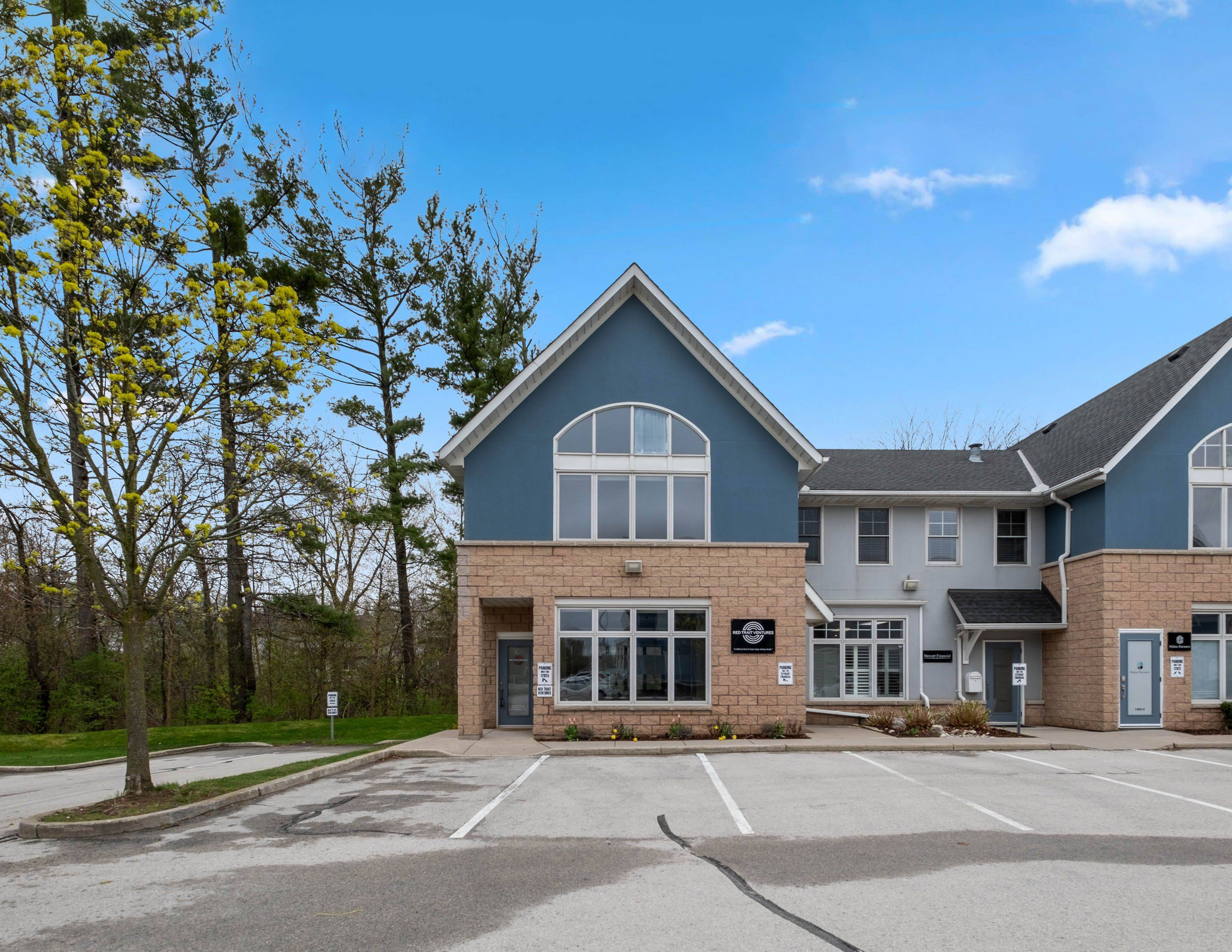 Oakville, ON L6J 7W5,1282 Cornwall RD #A