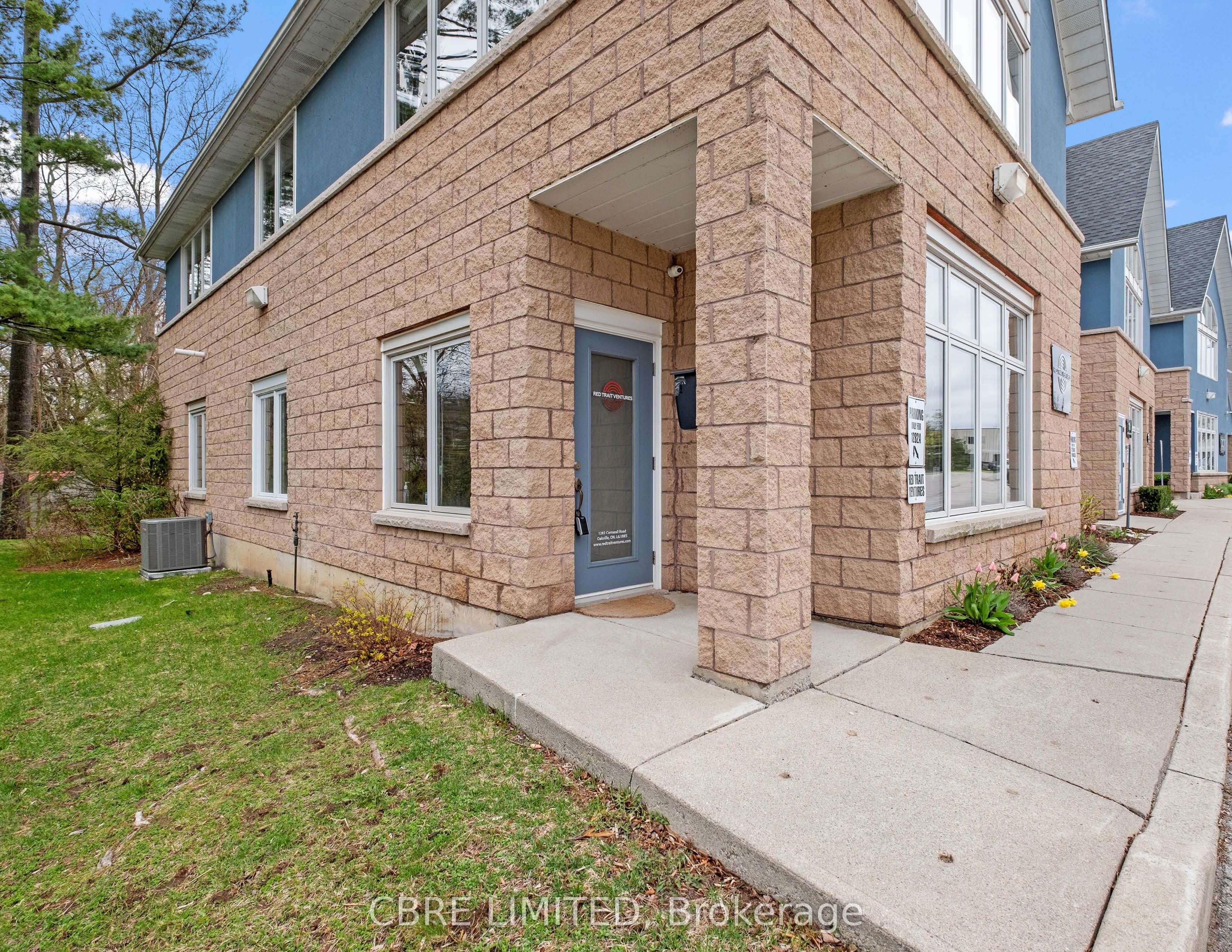 Oakville, ON L6J 7W5,1282 Cornwall RD #A