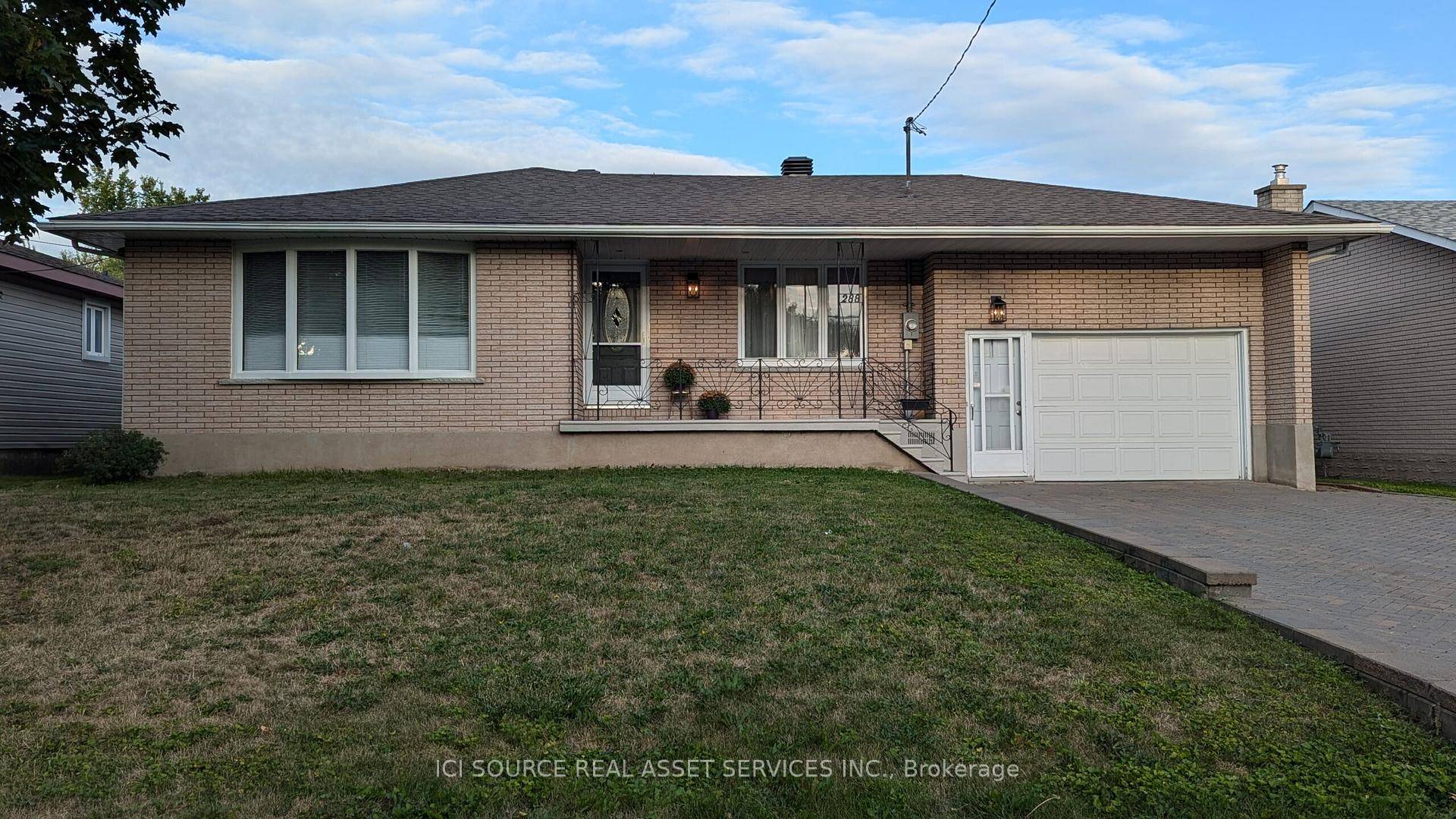 Sault Ste Marie, ON P6B 4V1,288 Reid ST