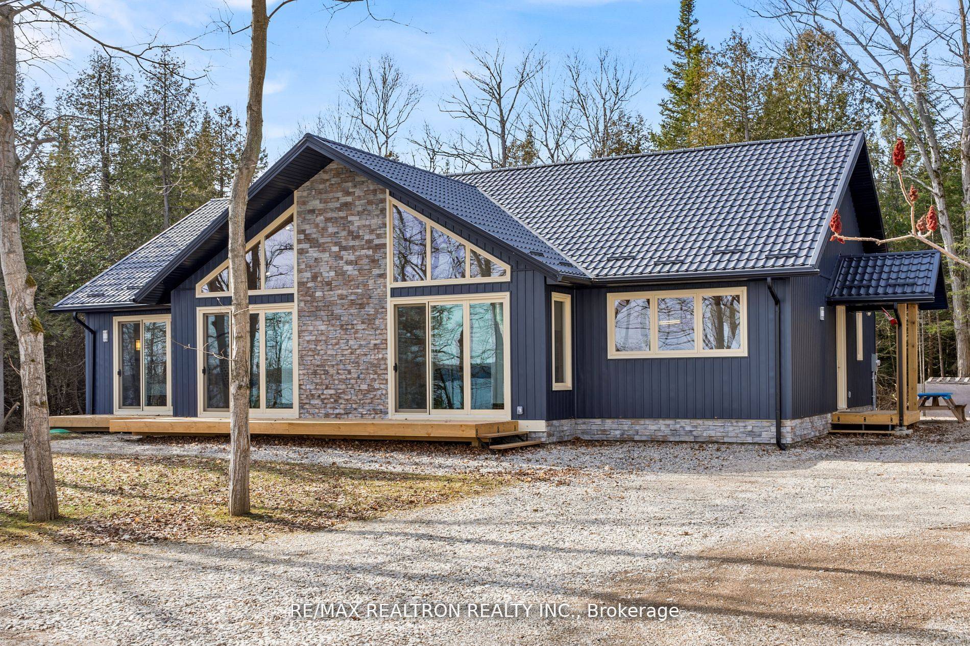 Northern Bruce Peninsula, ON N0H 1W0,27 Whippoorwill RD