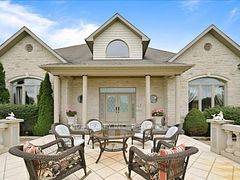 Whitchurch-stouffville, ON L4A 1P9,15 Lake Woods DR