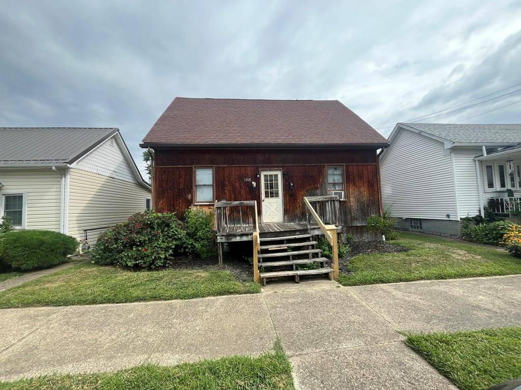 Moundsville, WV 26041,1208 4th Street