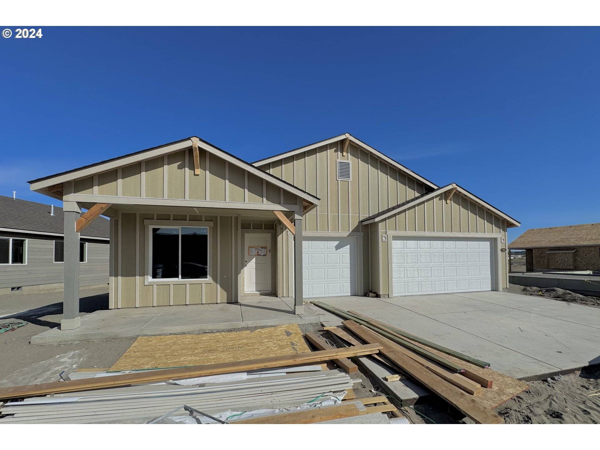 Hermiston, OR 97838,1642 NE 8th PL