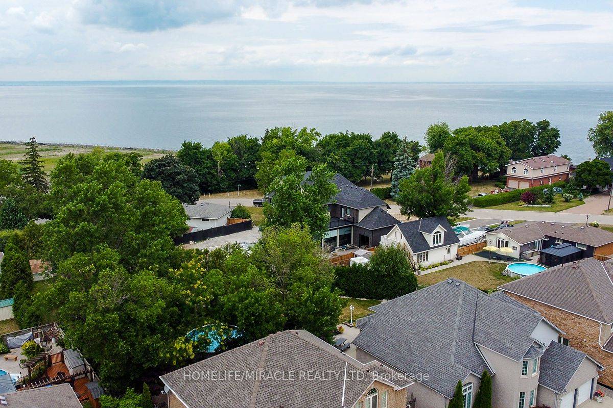 Hamilton, ON L8E 5T9,71 Richmond CRES