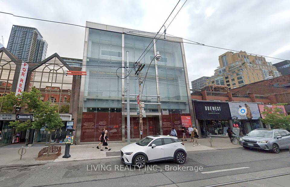 Toronto C01, ON M5V 2A5,427 Queen ST W #G/F&Lwr