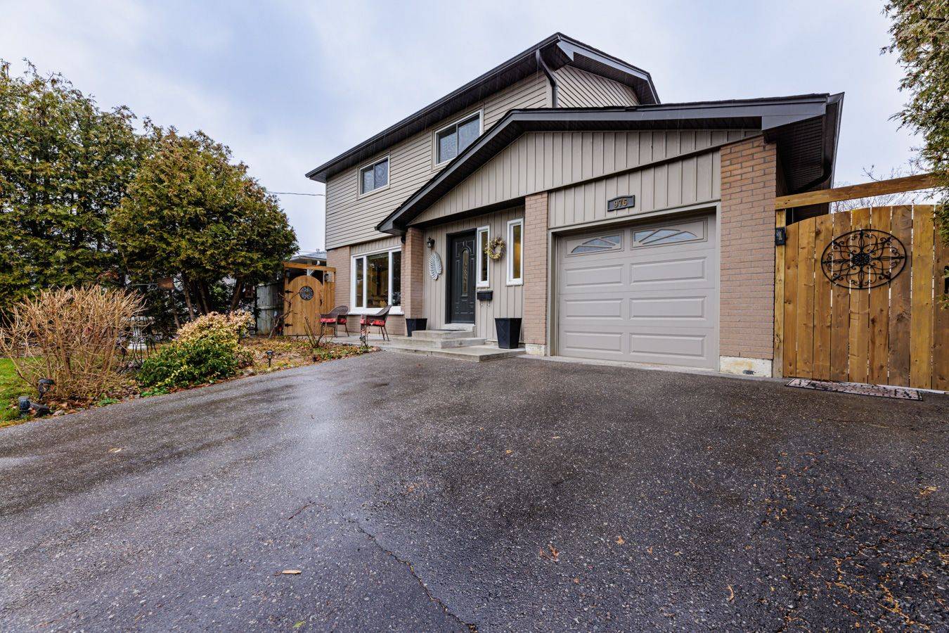 Pickering, ON L1W 2L2,976 Timmins GDNS