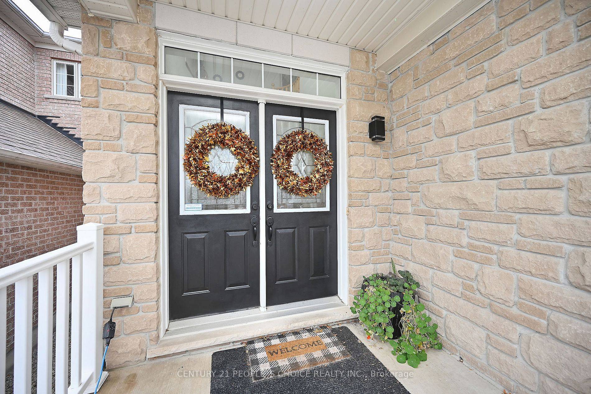 Brampton, ON L6S 6H5,12 Saffron CRES