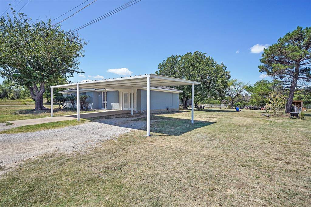 Palo Pinto, TX 76484,336 S Verbena Avenue