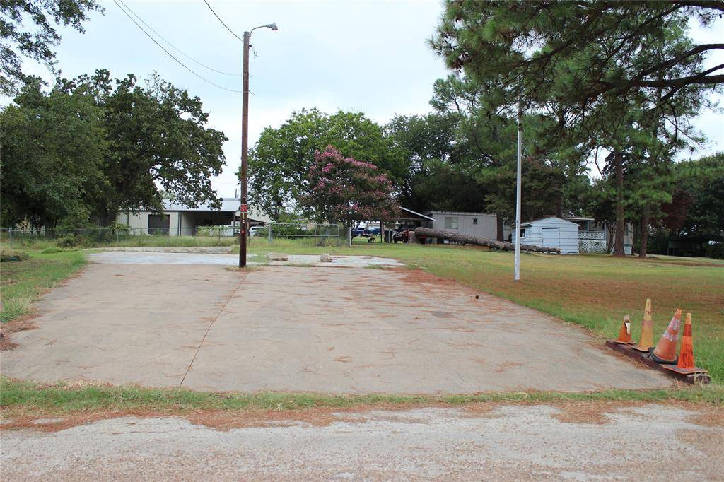 Kemp, TX 75143,209 Causeway Cv