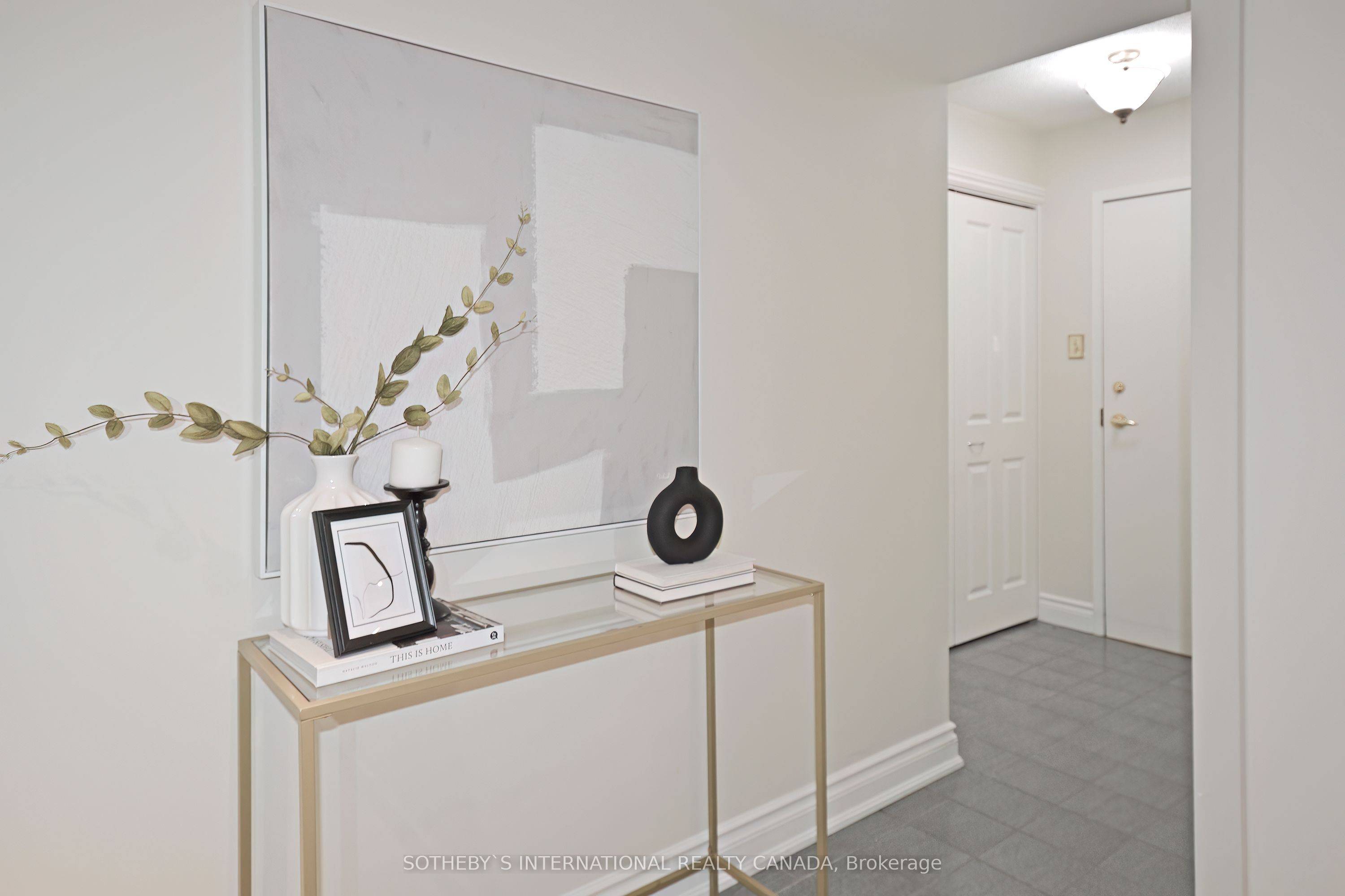 Toronto E06, ON M1N 4E5,1091 Kingston RD #717