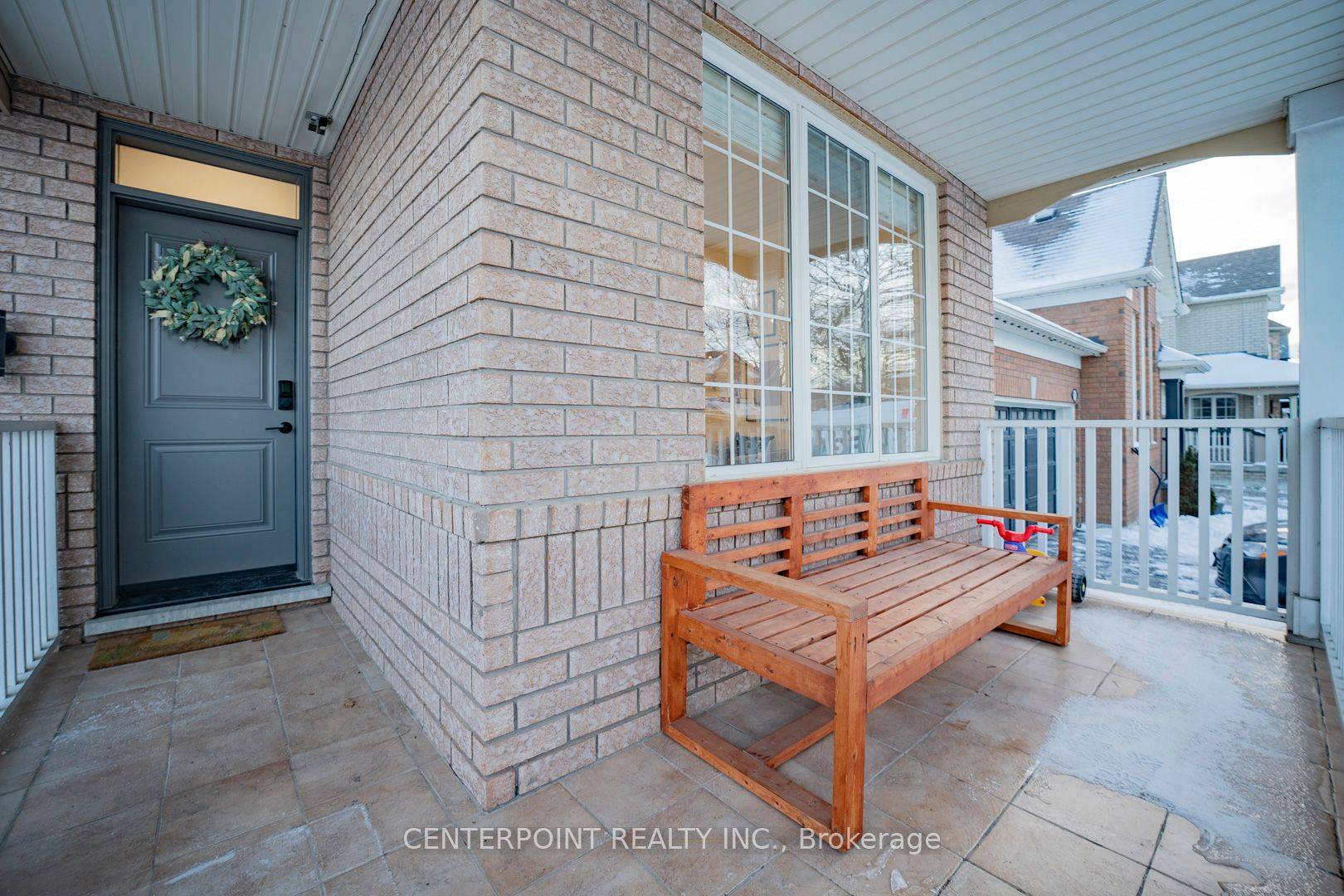 Vaughan, ON L6A 2Y5,7 Stern Gate