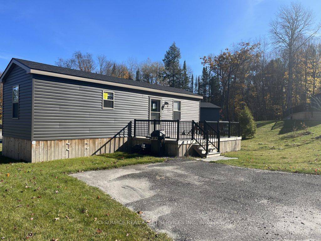 Bracebridge, ON P1L 1W9,1047 Bonnie Lake Camp RD #LWC066