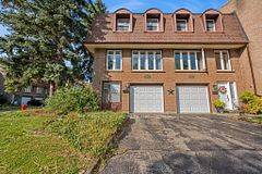 Kitchener, ON N2C 2L1,49 Cedarwoods CRES #22