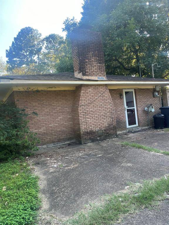 Shreveport, LA 71118,9312 Pine Grove Street