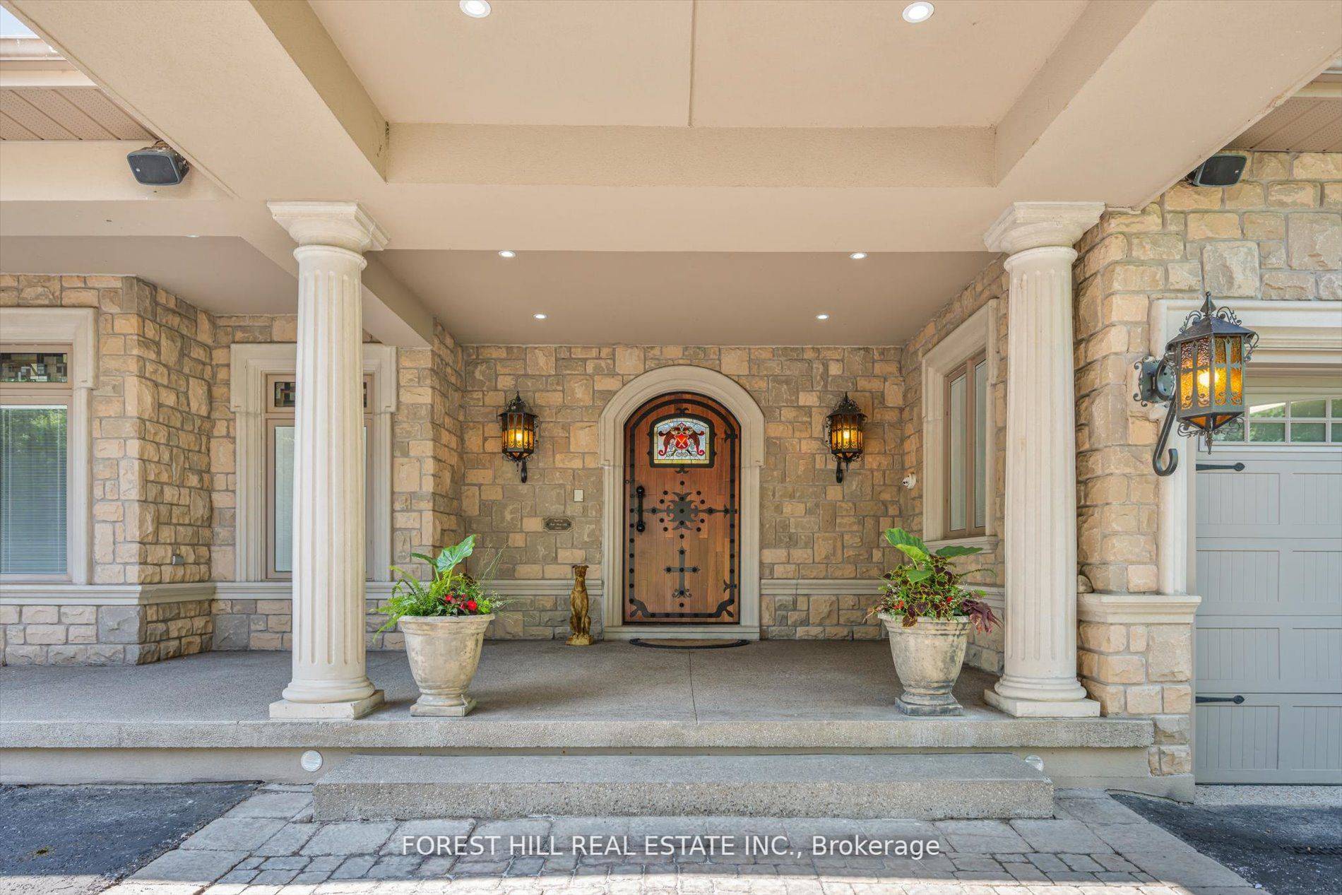 Richmond Hill, ON L4E 3J2,464 Sunset Beach RD