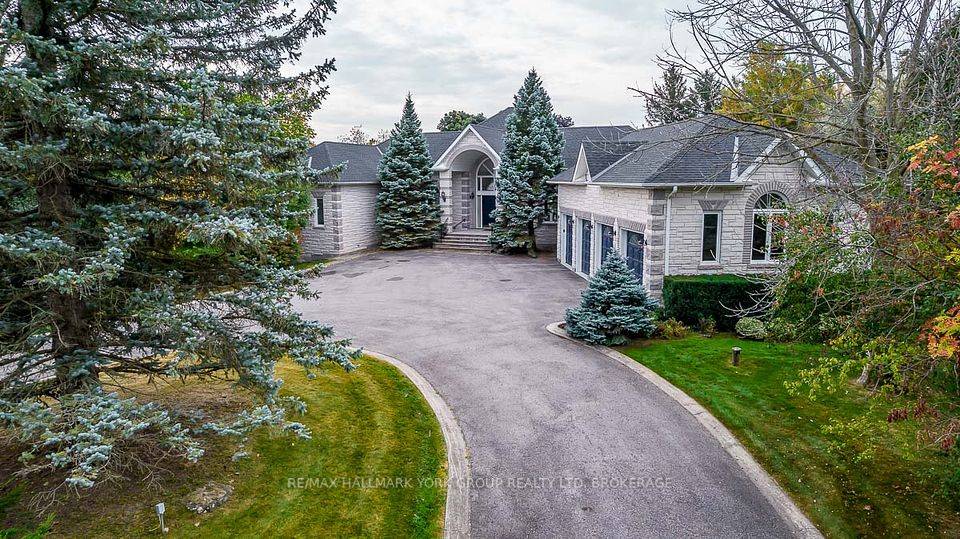 Richmond Hill, ON L4E 3M6,27 Glen Meadow LN