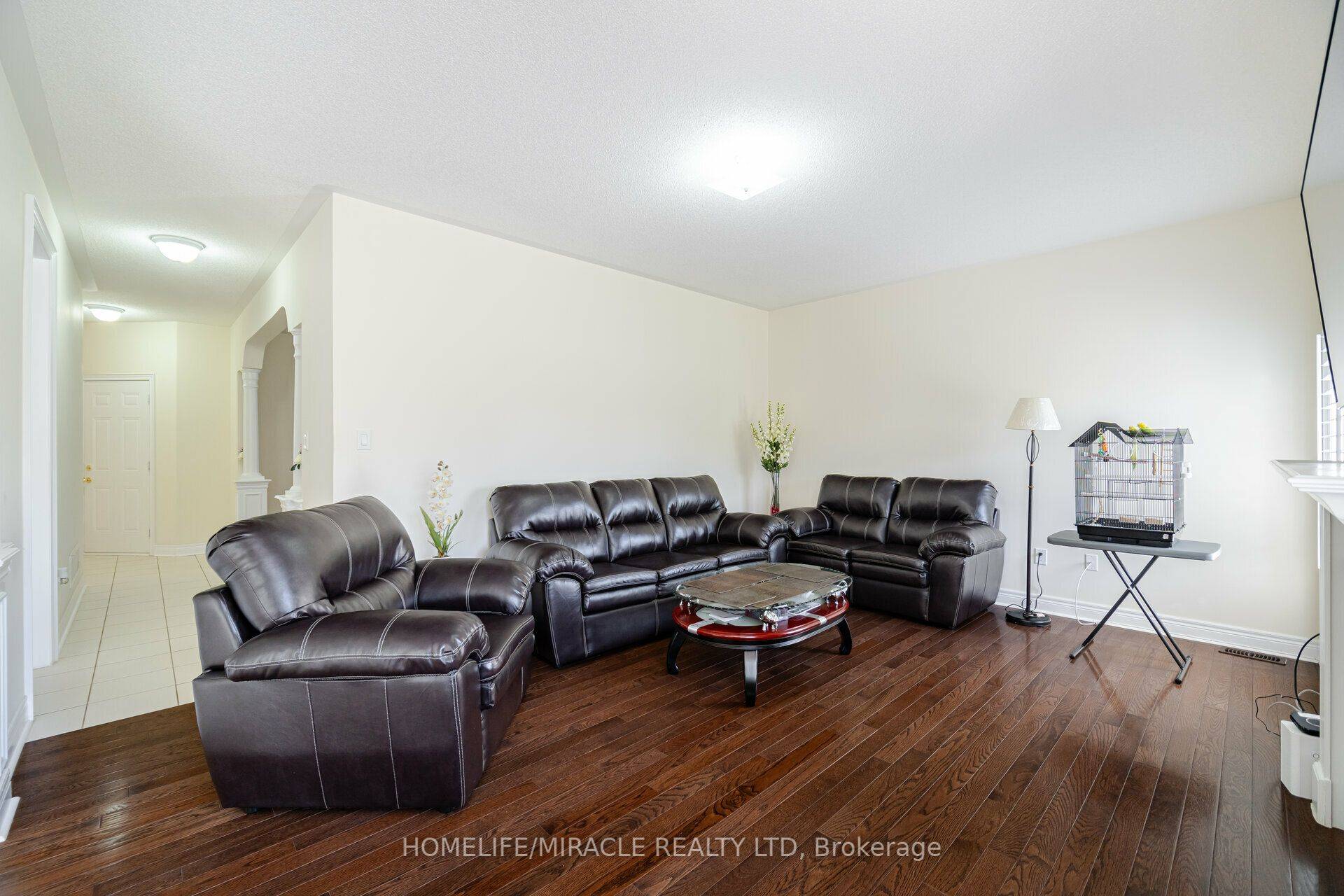 Mississauga, ON L5W 0C8,7163 Wrigley CT