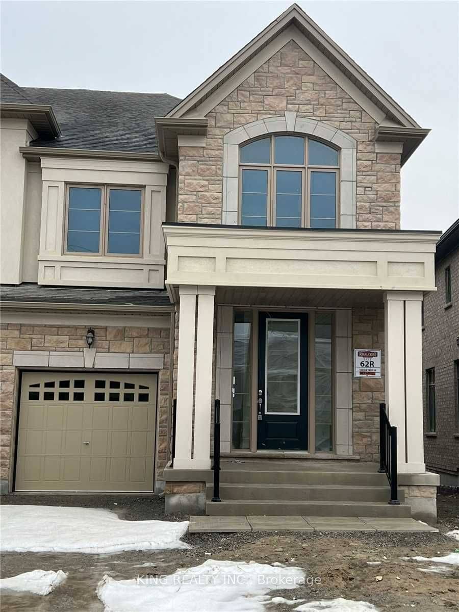 East Gwillimbury, ON L9N 0V7,150 Silk Twist DR