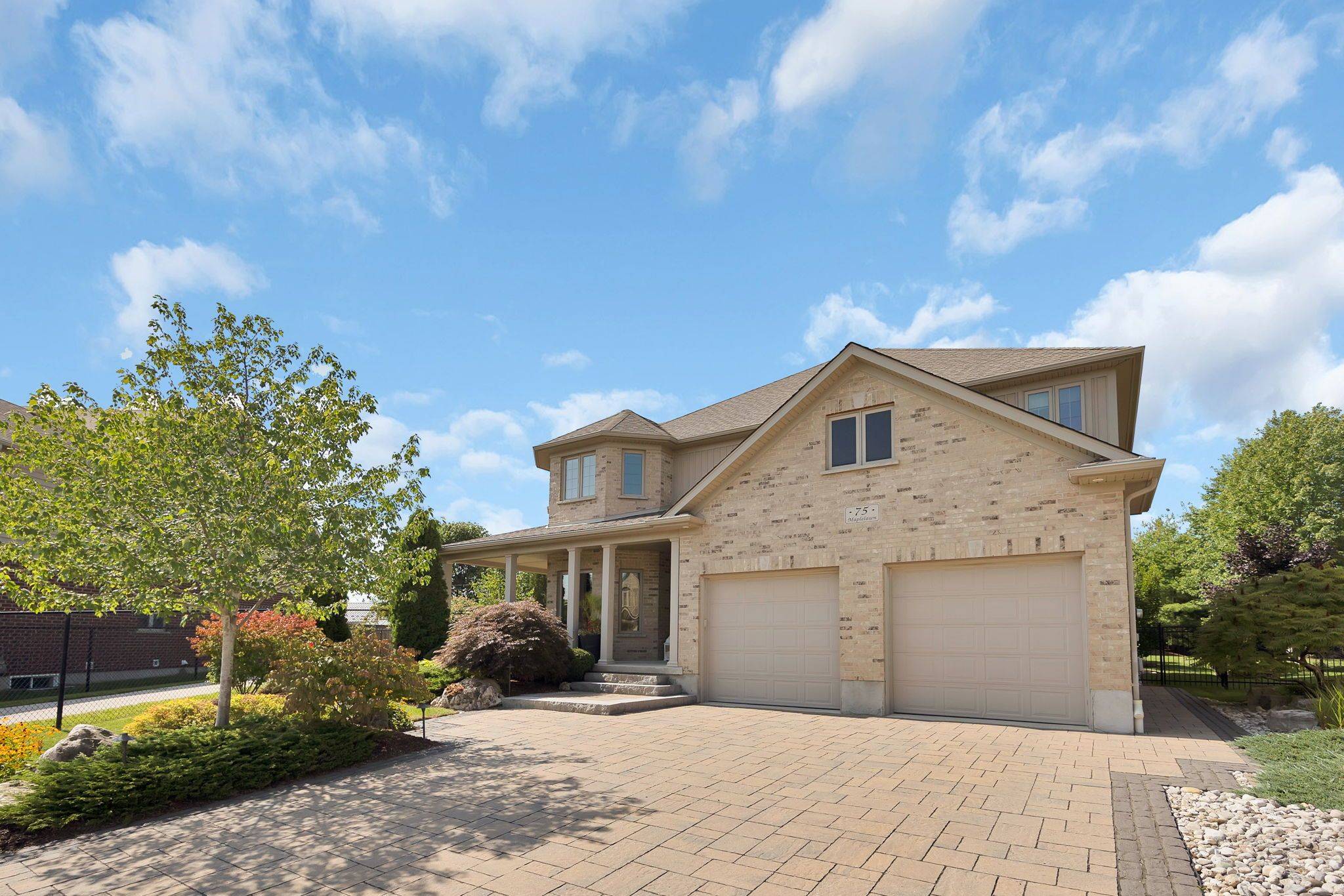 Woolwich, ON N0B 2N0,75 Maplelawn DR