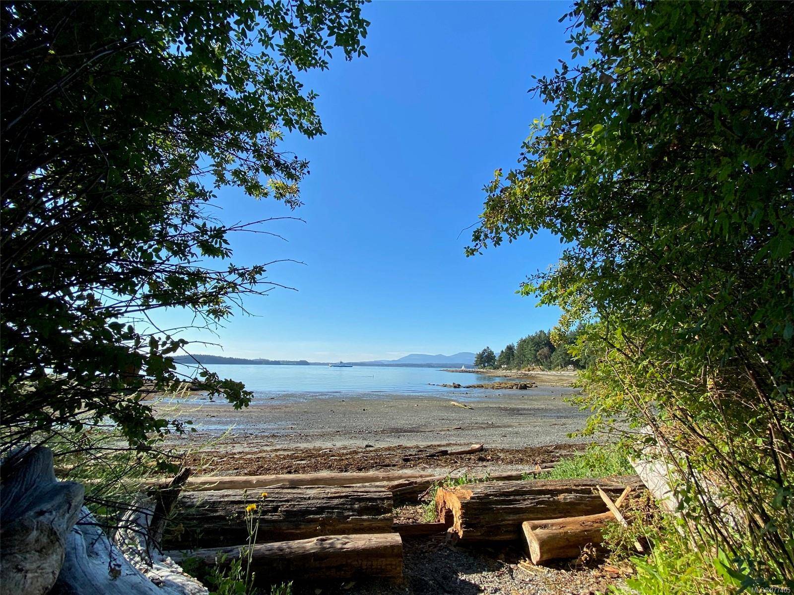 Protection Island, BC V9R 6R1,103 Captain Morgans Blvd