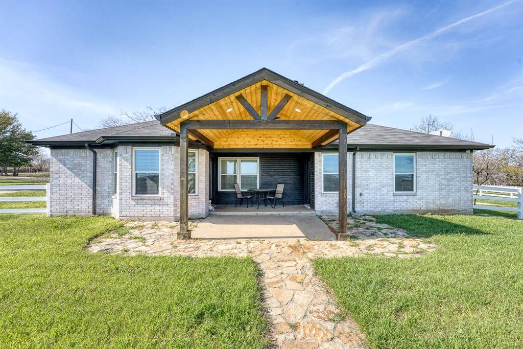 Burleson, TX 76028,8316 County Road 518