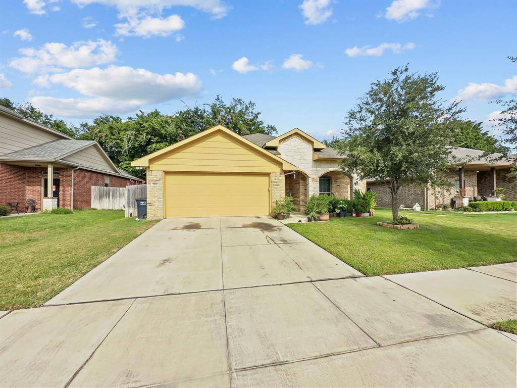 Fort Worth, TX 76111,2844 Pacifico Way