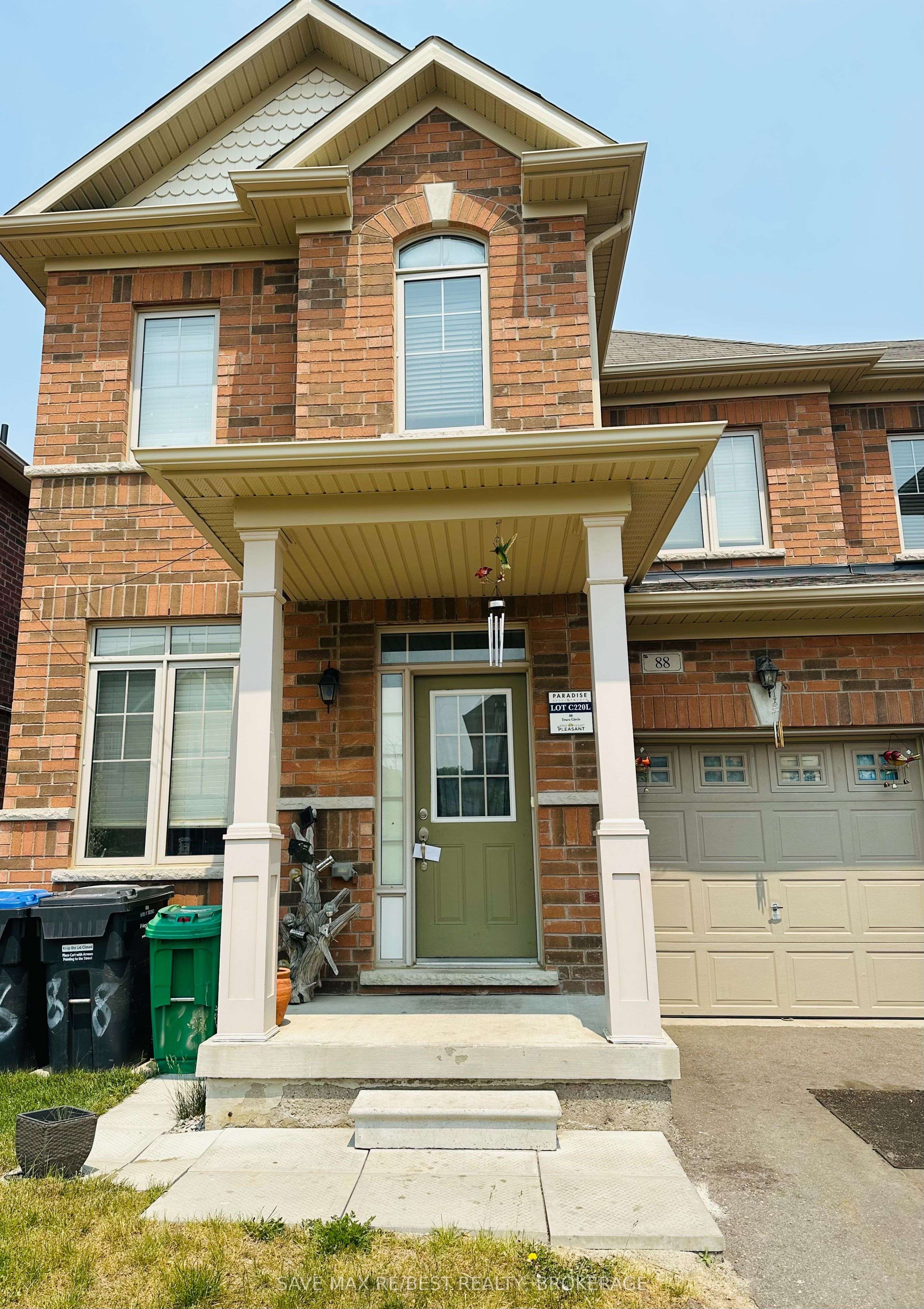 Brampton, ON L7A 0C4,88 Truro CIR W