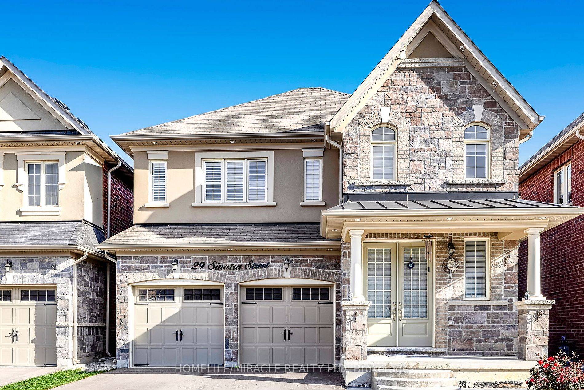 Brampton, ON L6R 4B1,29 Sinatra ST