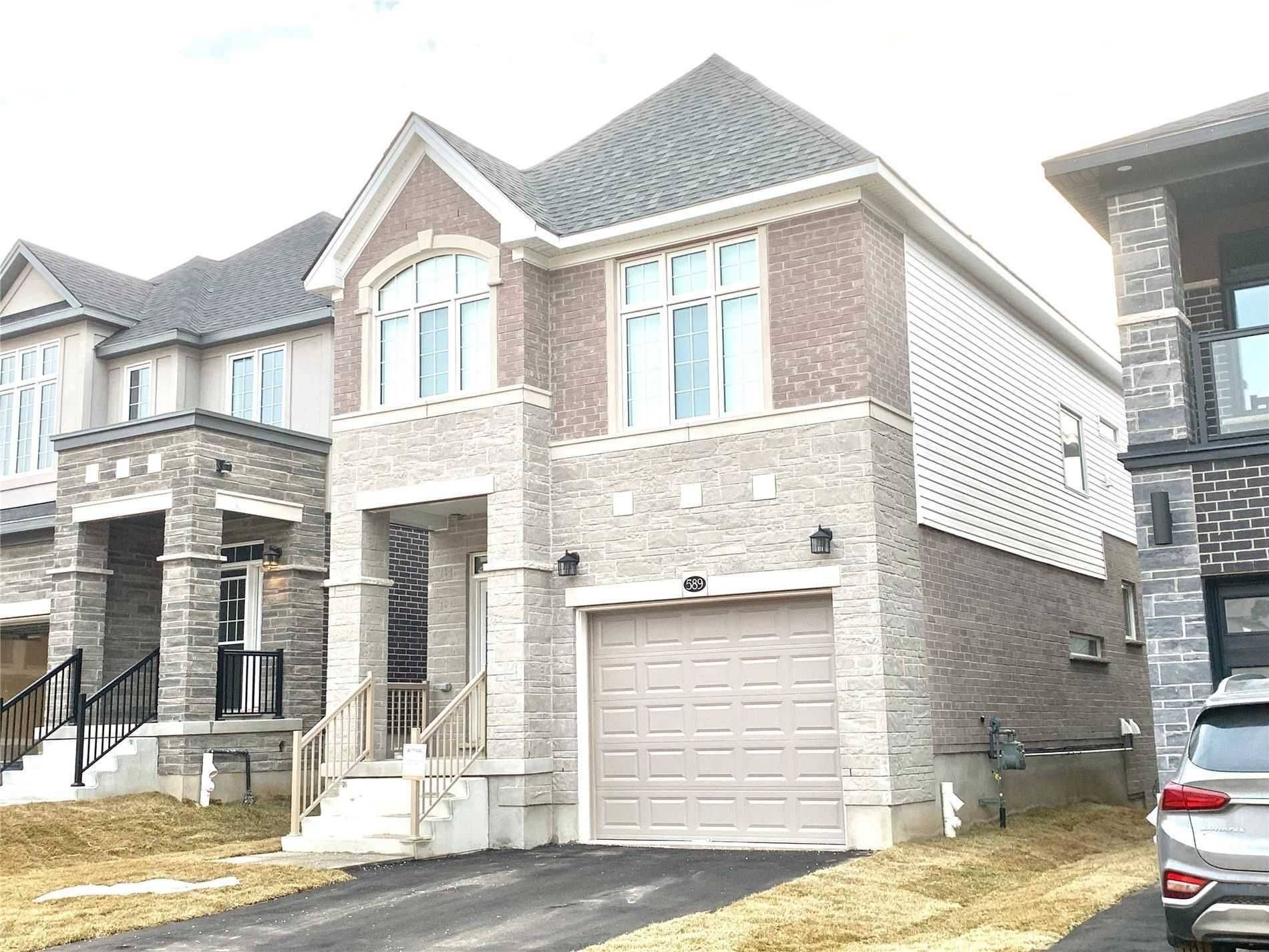 Kitchener, ON N2E 0H9,589 Nathalie CRES