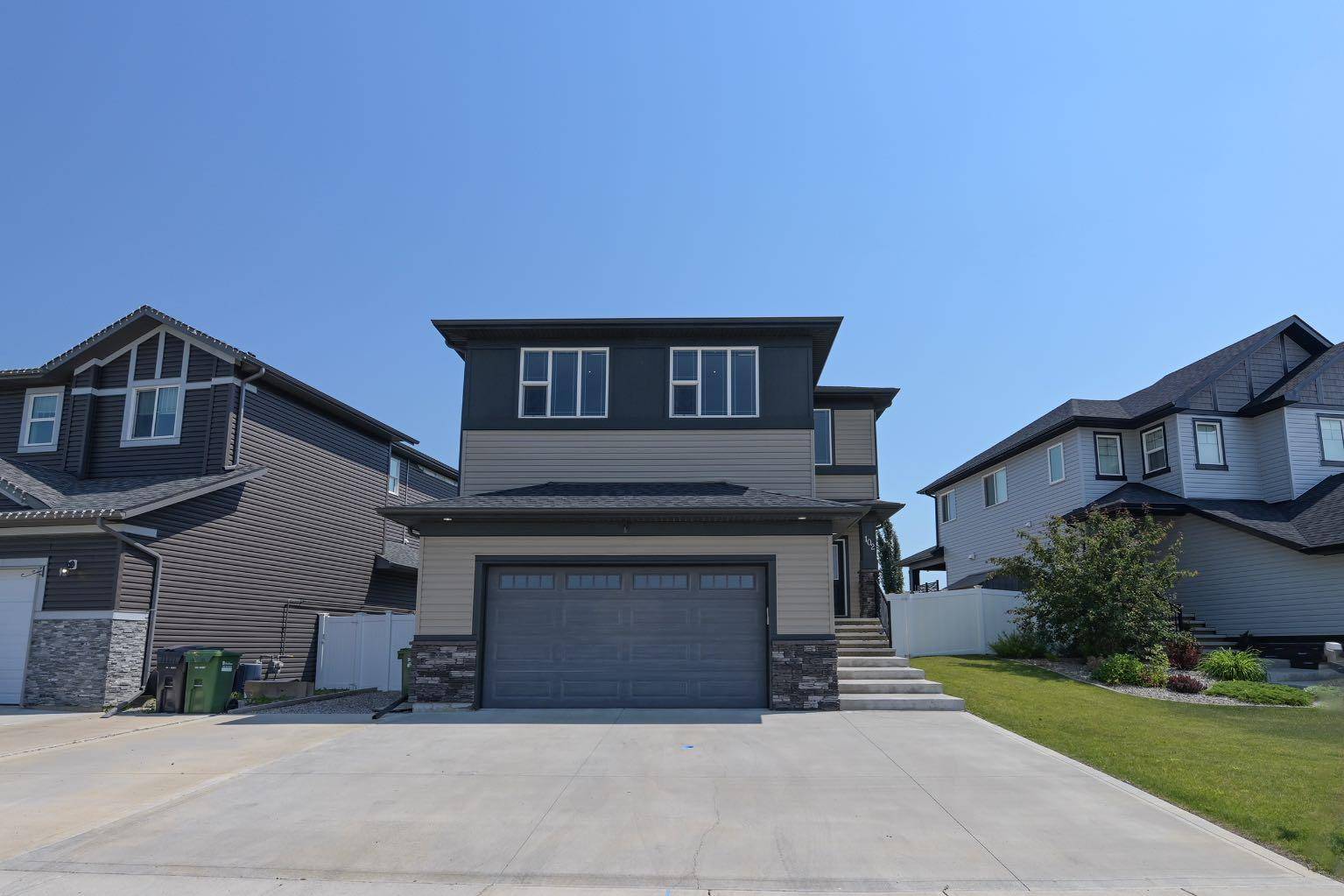 Red Deer, AB T4P0T6,102 Caribou CRES