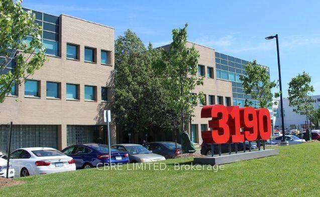 Markham, ON L3R 1G9,3190 Steeles AVE E #304