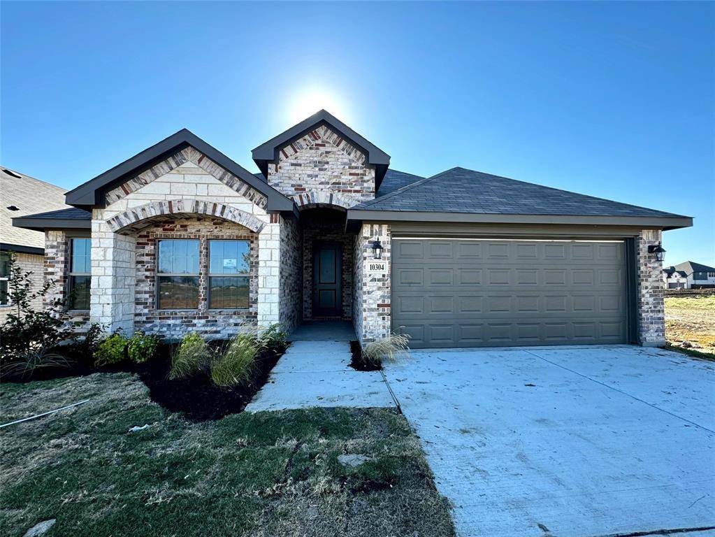 Fort Worth, TX 76036,10304 Lenten Rose Street