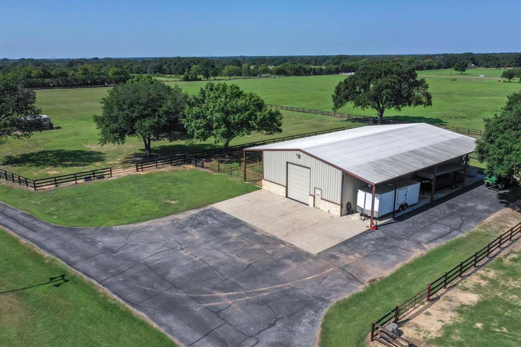 Kemp, TX 75143,5645 County Road 4070