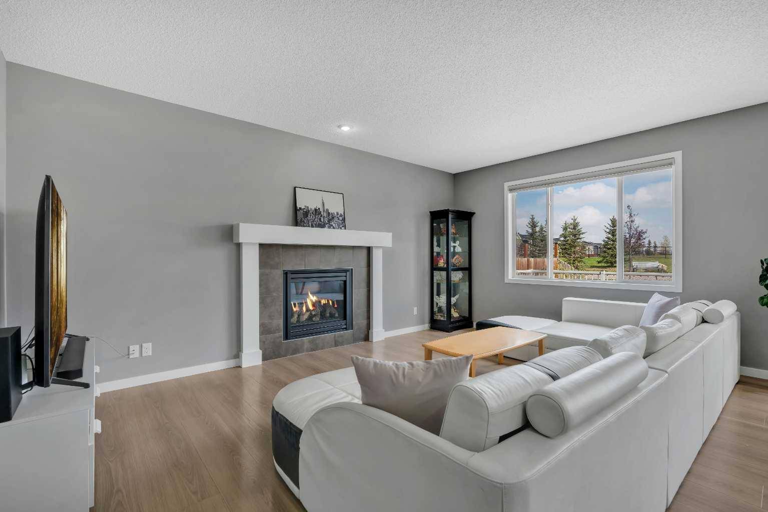 Calgary, AB T3N 0J8,96 Redstone Parade NE