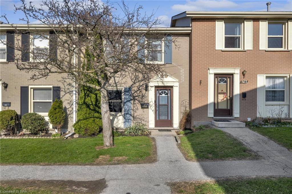 Waterloo, ON N2B 2R1,56 MONTCALM DR #H