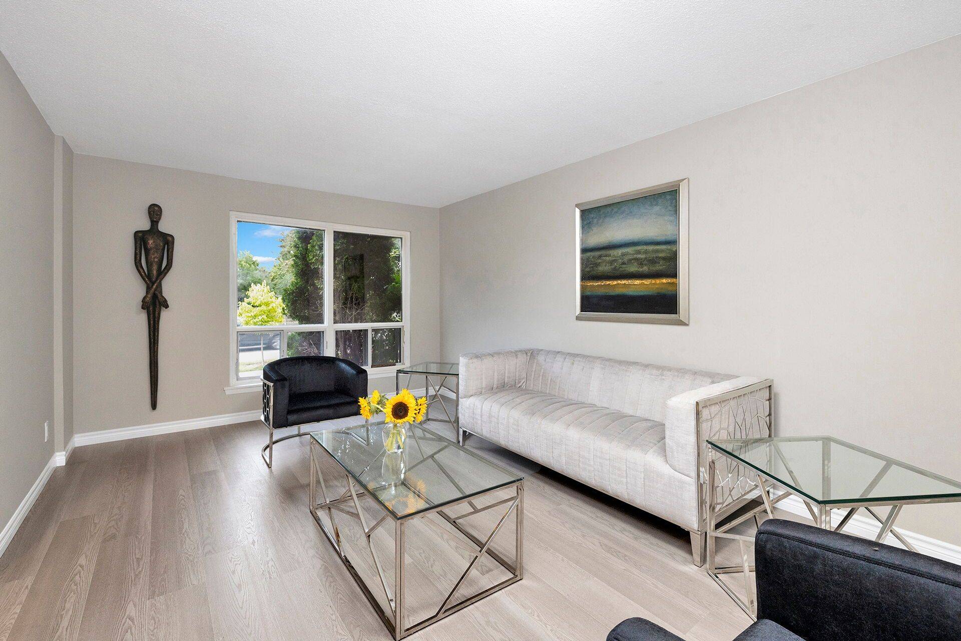 Brampton, ON L6S 3K2,22 Guildford CRES